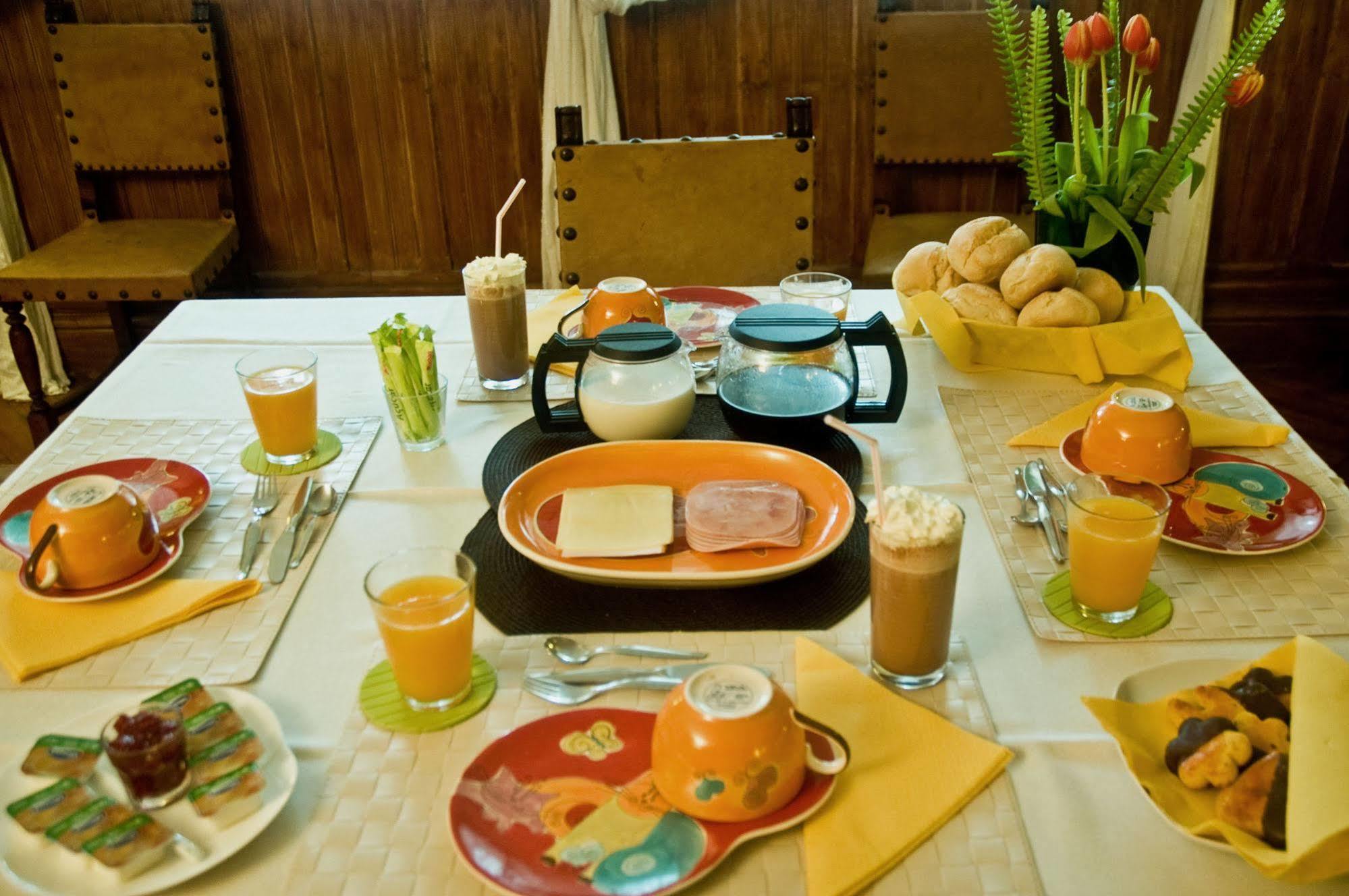 Arcozelo  Roses Village B&B מראה חיצוני תמונה